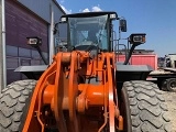 HITACHI ZW 250 front loader