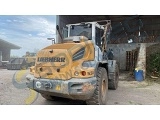 LIEBHERR L 538 front loader