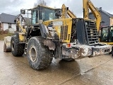 KOMATSU WA470-6 front loader