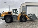 LIEBHERR L 550 XPower front loader