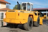 LIEBHERR L 531 front loader