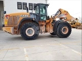 CASE 1121 F front loader