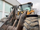 VOLVO L180H front loader