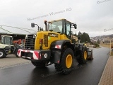 KOMATSU WA200-7 front loader