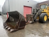 VOLVO L 330 E front loader