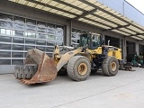 KOMATSU WA470-7 front loader