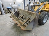 VOLVO L 30 front loader