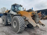 LIEBHERR L 586 XPower front loader