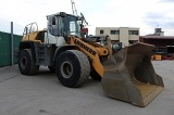 LIEBHERR L 576 front loader