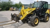 KOMATSU WA65-5 front loader