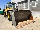 VOLVO L180H front loader