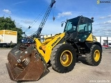 KOMATSU WA100M-6 front loader