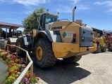 LIEBHERR L 580 front loader