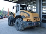 LIEBHERR L 538 front loader