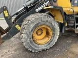 KOMATSU WA250PT-5 front loader