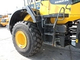 KOMATSU WA380-7 front loader