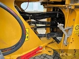 VOLVO L90H front loader