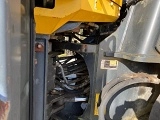 KOMATSU WA470-5 front loader