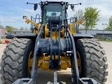 JOHN-DEERE 744 K front loader