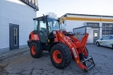 KUBOTA R090 front loader