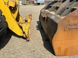 CATERPILLAR 966M front loader