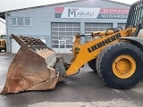 LIEBHERR L 556 front loader