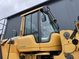 VOLVO L220G front loader