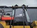 CATERPILLAR 982M front loader