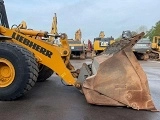 LIEBHERR L 556 front loader