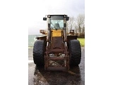 VOLVO L 120 front loader