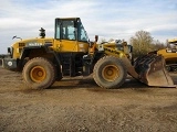 KOMATSU WA320-5 front loader