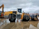 LIEBHERR L 566 front loader