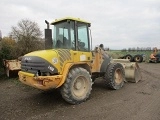 VOLVO L 40 front loader