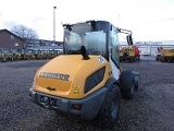 LIEBHERR L 506 Compact front loader