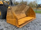 VOLVO L220H front loader