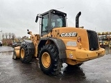 CASE 621 D front loader