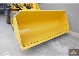 KOMATSU WA380-7 front loader