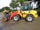 VOLVO L 30 front loader