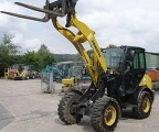 KOMATSU WA65-5 front loader