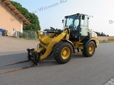 CATERPILLAR 908M front loader