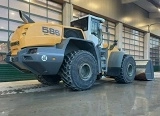 LIEBHERR L 586 XPower front loader