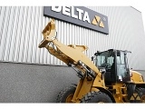 CATERPILLAR 920 front loader