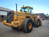 VOLVO L 120 B front loader