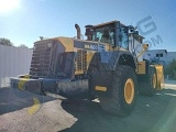 KOMATSU WA480-6 front loader