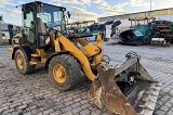 CATERPILLAR 907H front loader