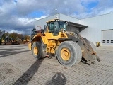 VOLVO L220H front loader