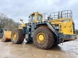 KOMATSU WA800-3 front loader