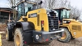 KOMATSU WA 200 front loader