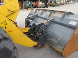 KOMATSU WA200-7 front loader