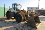 LIEBHERR L 538 front loader